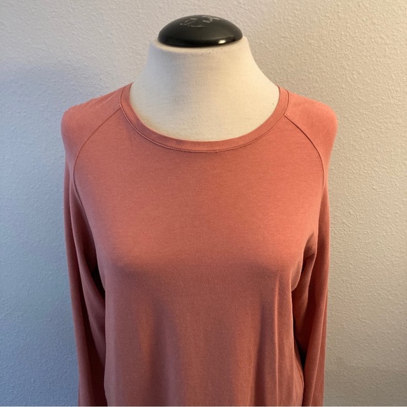 ALPHALETE Dusty Rose Raglan Long Sleeve Soft T-Shirt M - Picture 2 of 8